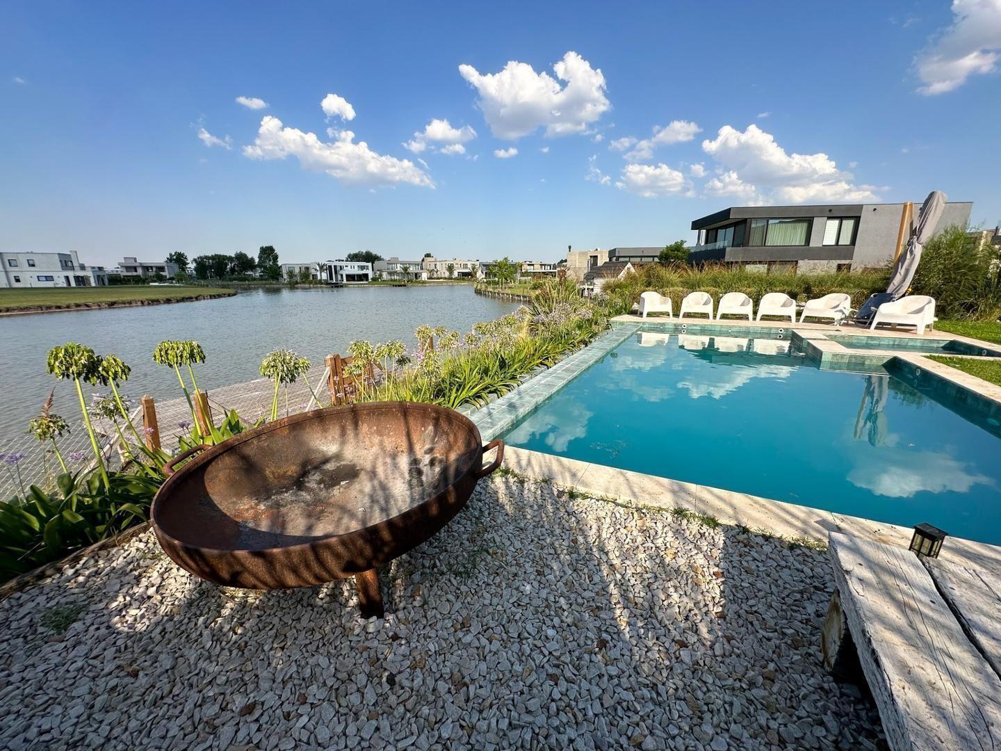 Foto de CASA EN VENTA 5 AMBIENTES A LA LAGUNA EN CANNING, imagen 4