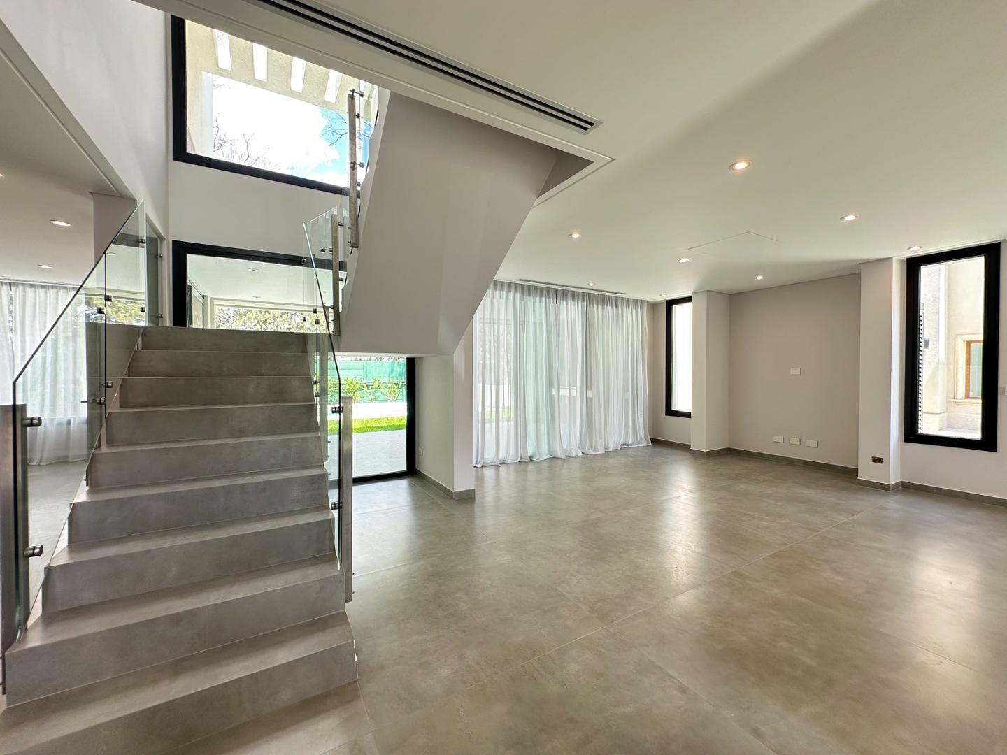 Foto de ESPECTACULAR CASA MINIMALISTA Y DISEÑO A LA VENTA ST THOMAS, imagen 2