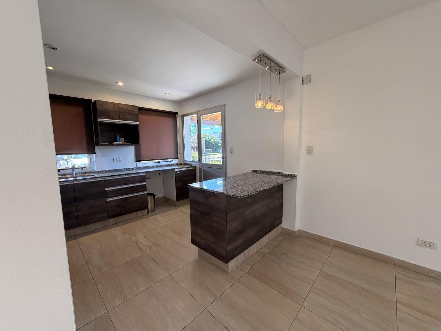 Foto de CASA A LA VENTA EN SANTA JUANA CANNING, imagen 2