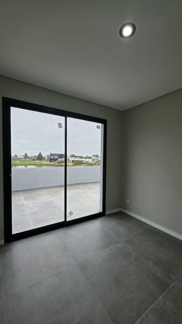 Foto de ALQUILER CASA A LA LAGUNA A ESTRENAR EN LA ALAMEDA CANNING, imagen 4
