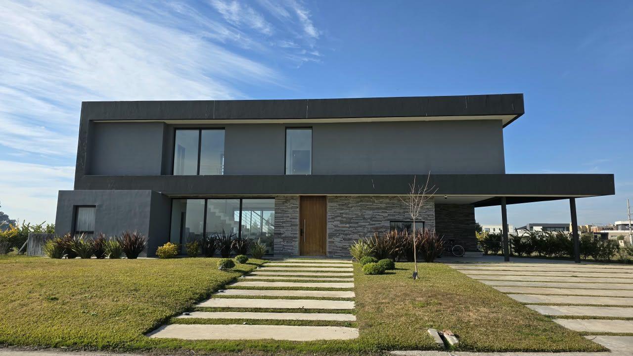 Foto de CASA DE DISEÑO MODERNO EN LA ALAMEDA CANNING, imagen 2