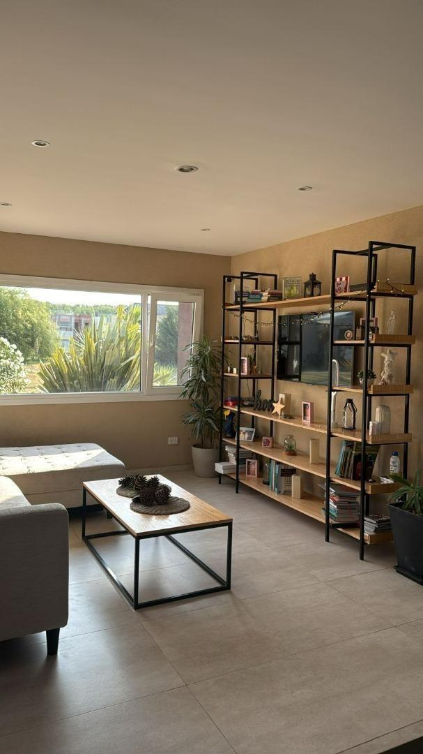 Foto de CASA 4 AMBIENTES EN VENTA PRESIDENTE PERON BARRIO LA ALAMEDA, imagen 5