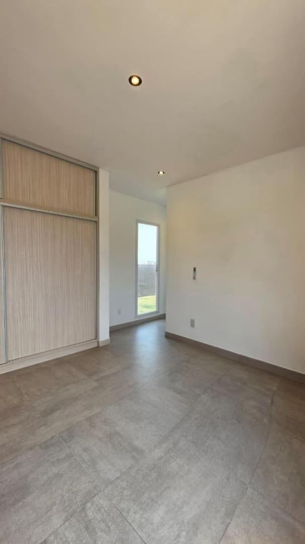 Foto de CASA 5 AMBIENTES EN VENTA PRESIDENTE PERON BARRIO LA ALAMEDA, imagen 3