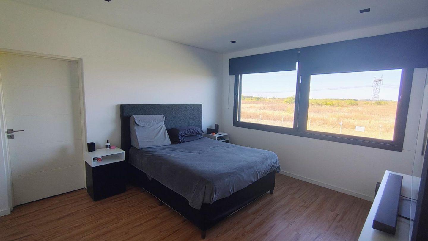 Foto de CASA 5 AMBIENTES EN VENTA PRESIDENTE PERON BARRIO LA ALAMEDA, imagen 3