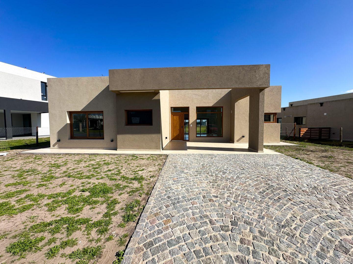 Foto de Casa a ESTRENAR en SAN FELIPE, Canning, Financiada, imagen 1