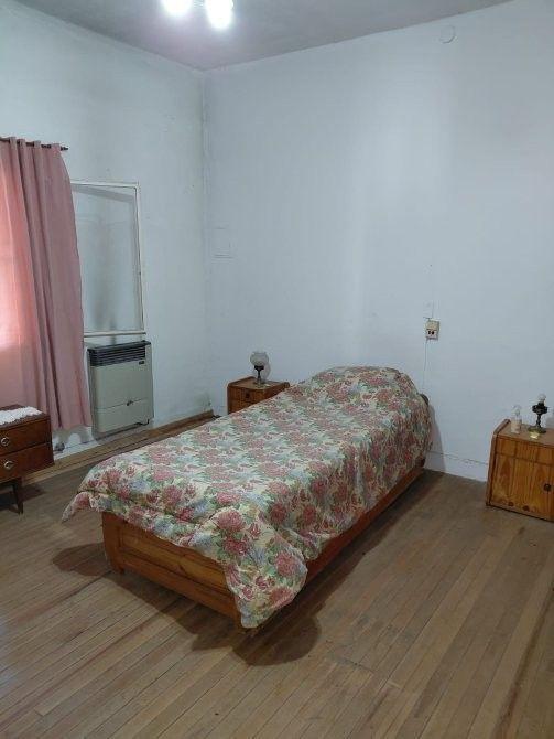Foto de CASA SOLIDA A 3 CUADRAS DE AV. ANTARTIDA ARGENTINA, imagen 3