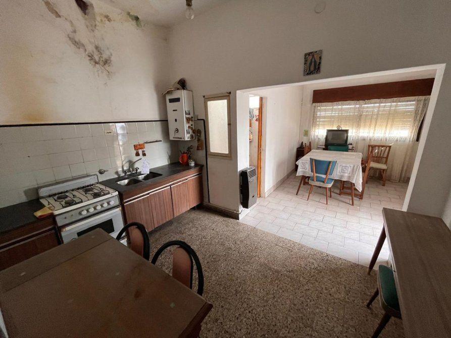 Foto de EXCELENTE UBICACION, CASA AMPLIA + LOCAL + LOTE LIBRE, imagen 5