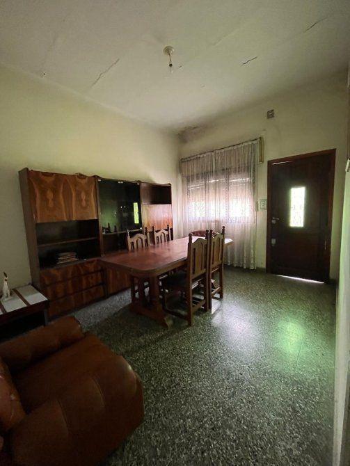 Foto de EXCELENTE UBICACION, CASA AMPLIA + LOCAL + LOTE LIBRE, imagen 4