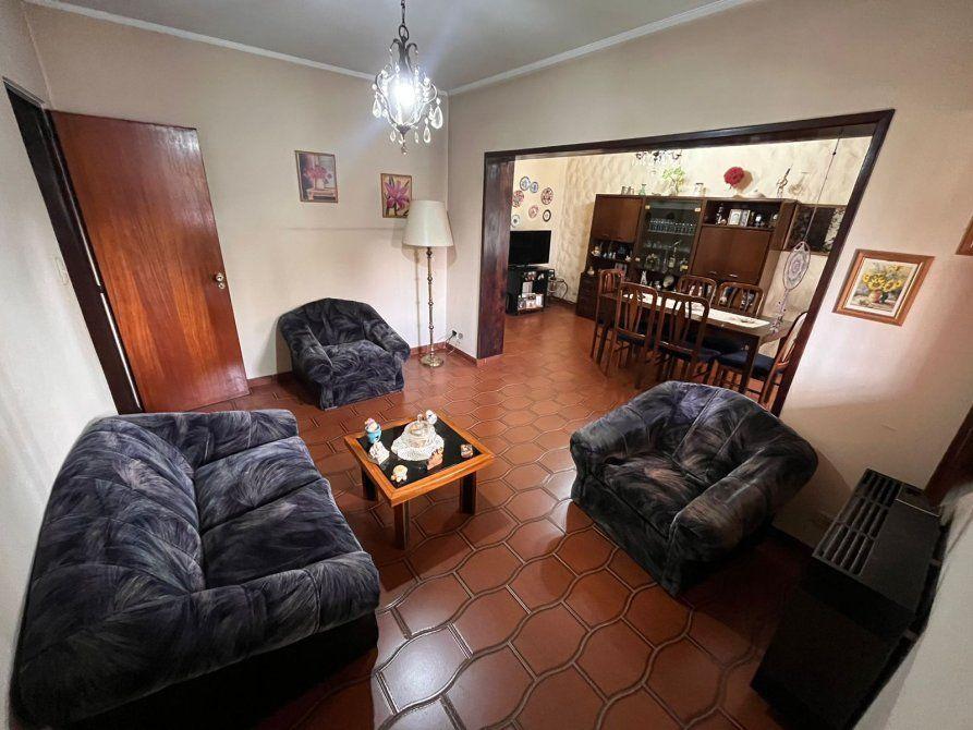 Foto de hermoso Chalet sobre dos lotes !!!!, imagen 4