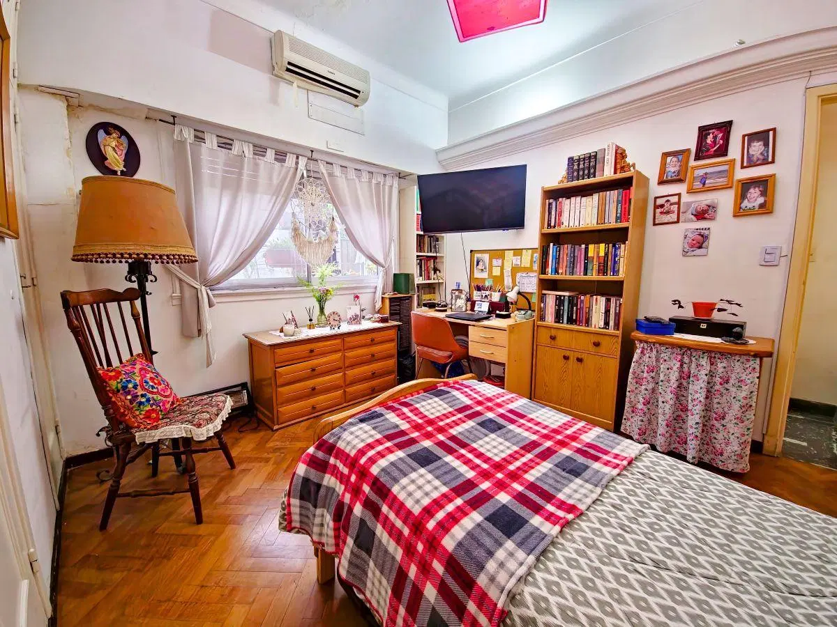 Venta PH Nuñez Cuatro ambientes Patio+Terraza+Lavadero+Parrilla Excelente estado - Gran ubicacion 2