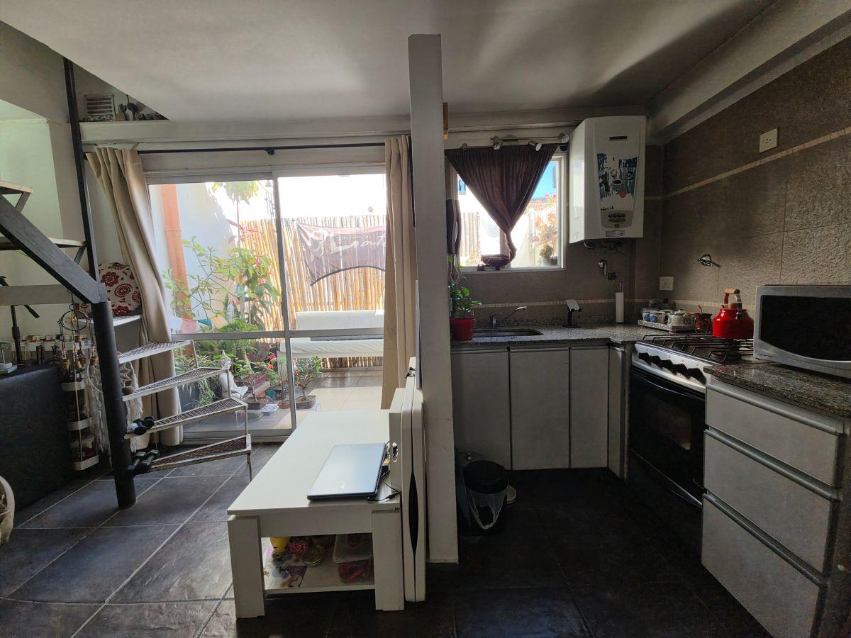 Foto de Venta departamento Duplex dos ambientes + Patio + Lavadero Parque, imagen 5