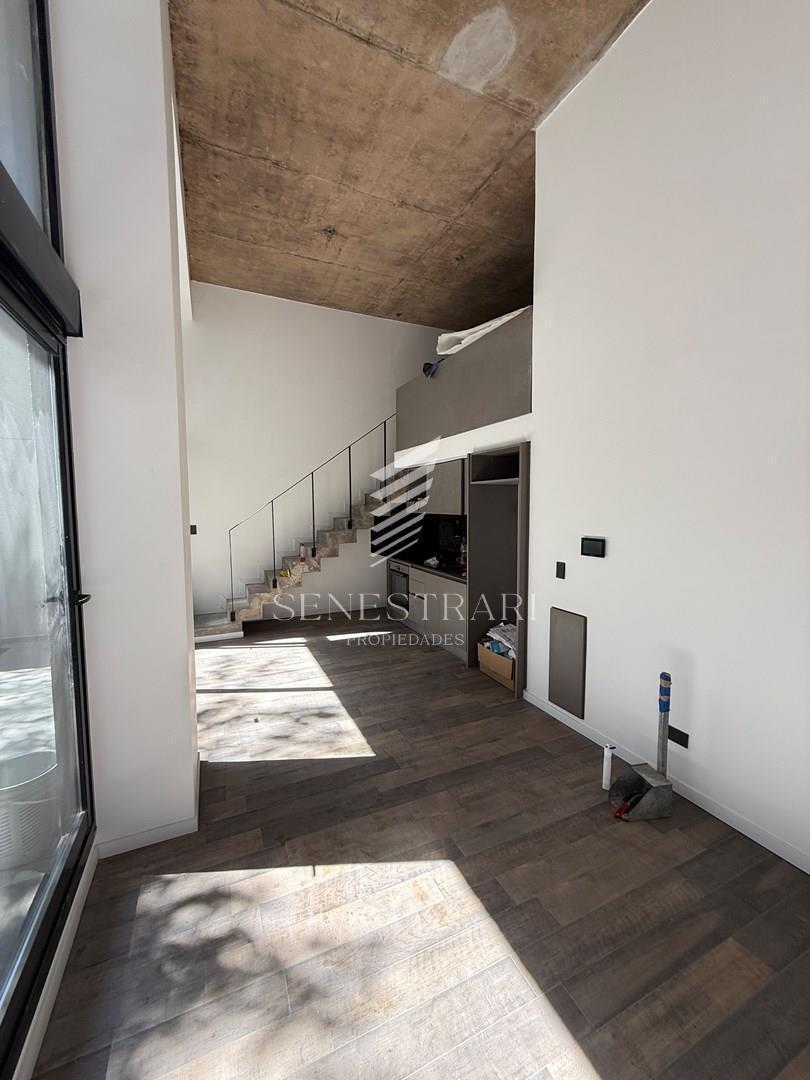 Foto de VENTA DEPARTAMENTO 2 AMB CON 2 BAÑOS COMPLETOS Y JARDÍN EN PALERMO, imagen 5