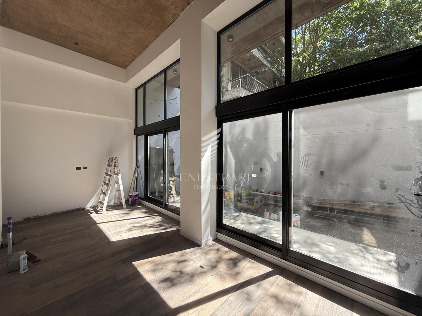 Foto de VENTA DEPARTAMENTO 2 AMB CON 2 BAÑOS COMPLETOS Y JARDÍN EN PALERMO, imagen 4
