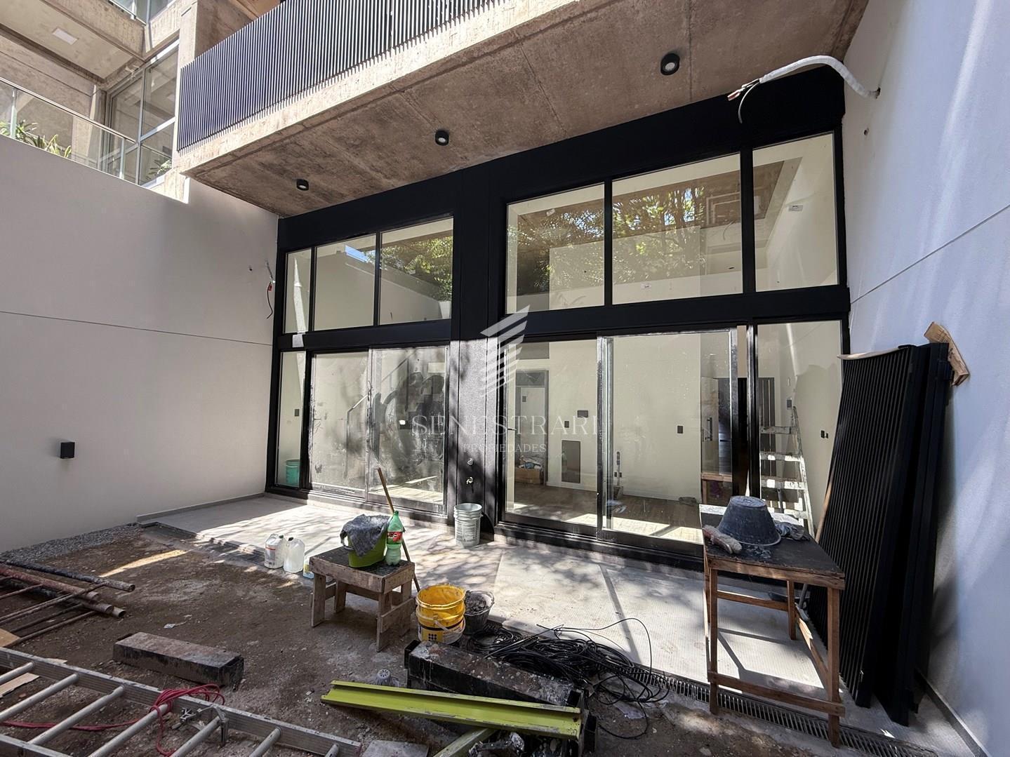 Foto de VENTA DEPARTAMENTO 2 AMB CON 2 BAÑOS COMPLETOS Y JARDÍN EN PALERMO, imagen 3