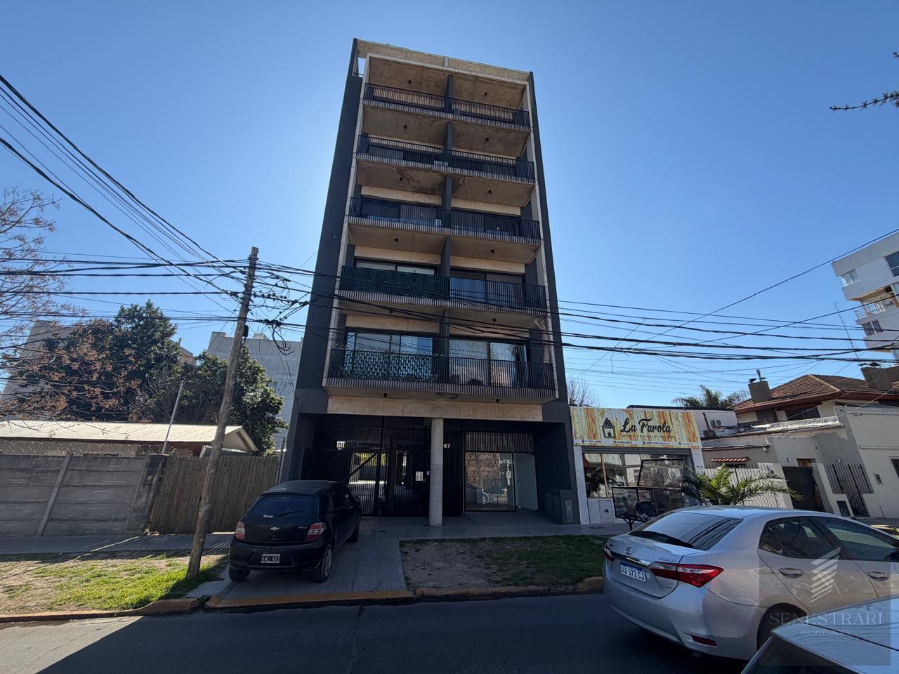Foto de DEPARTAMENTO 4TO PISO AL FRENTE CON BALCÓN! 2 AMBIENTES, LISTO PARA, imagen 5
