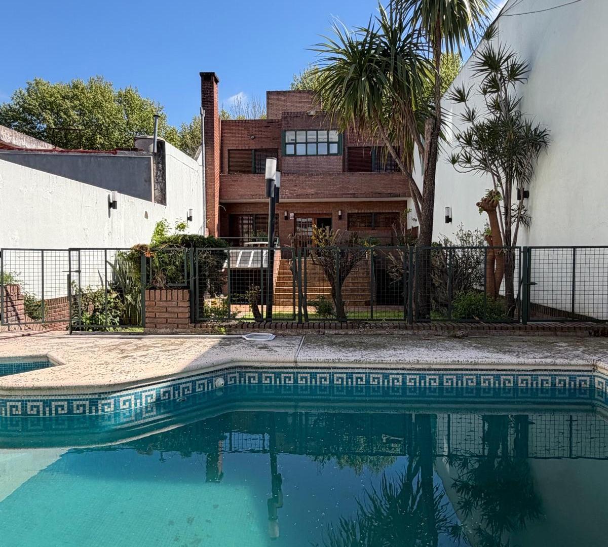 Foto de Casa en Versalles con Jardín y Pileta, imagen 1