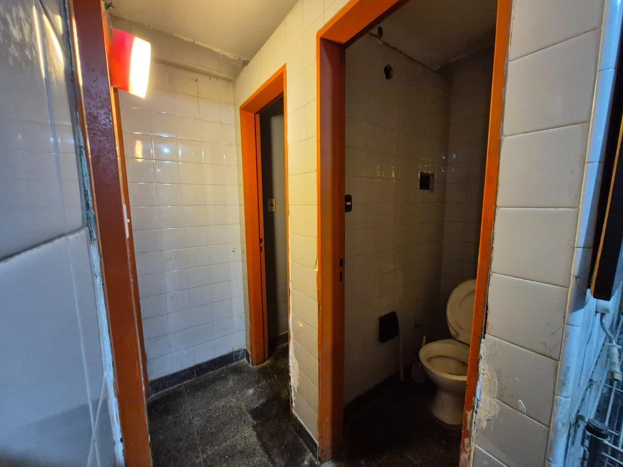 Foto de Galpon con Trifasica Entrada de auto 2 pisos 820 m2, imagen 5