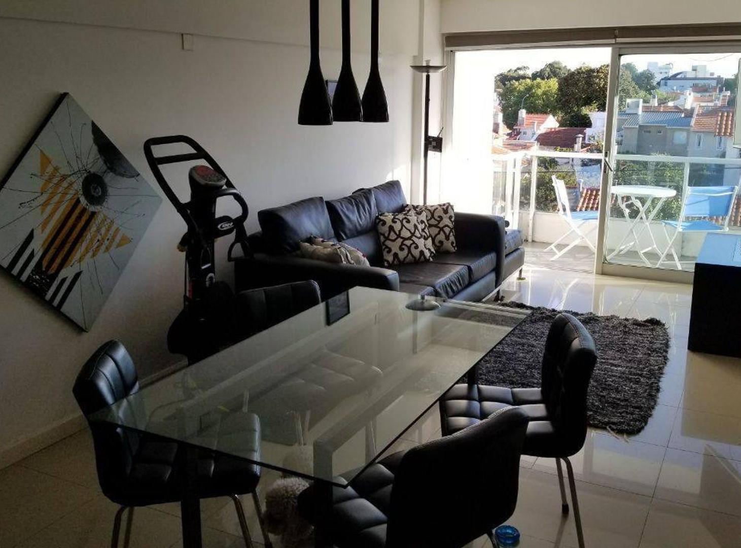 Foto de Semi Piso al frente con doble balcón, imagen 1