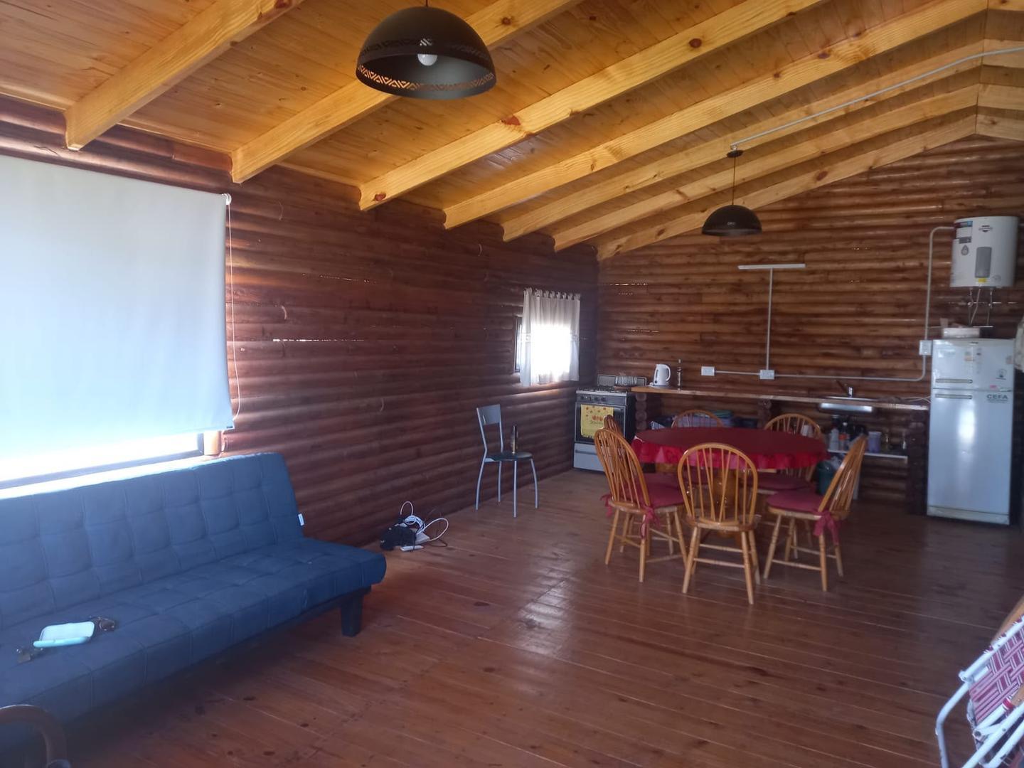 Foto de Cabaña de 3 ambientes con pileta, imagen 2