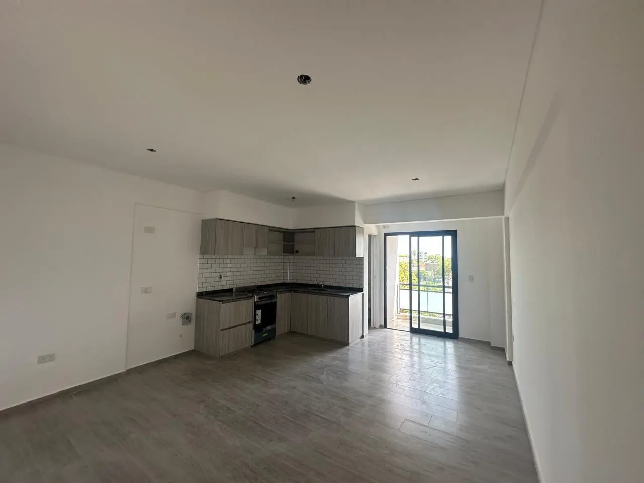 Venta  Departamento 2 ambientes a estrenar en Santos Lugares 2