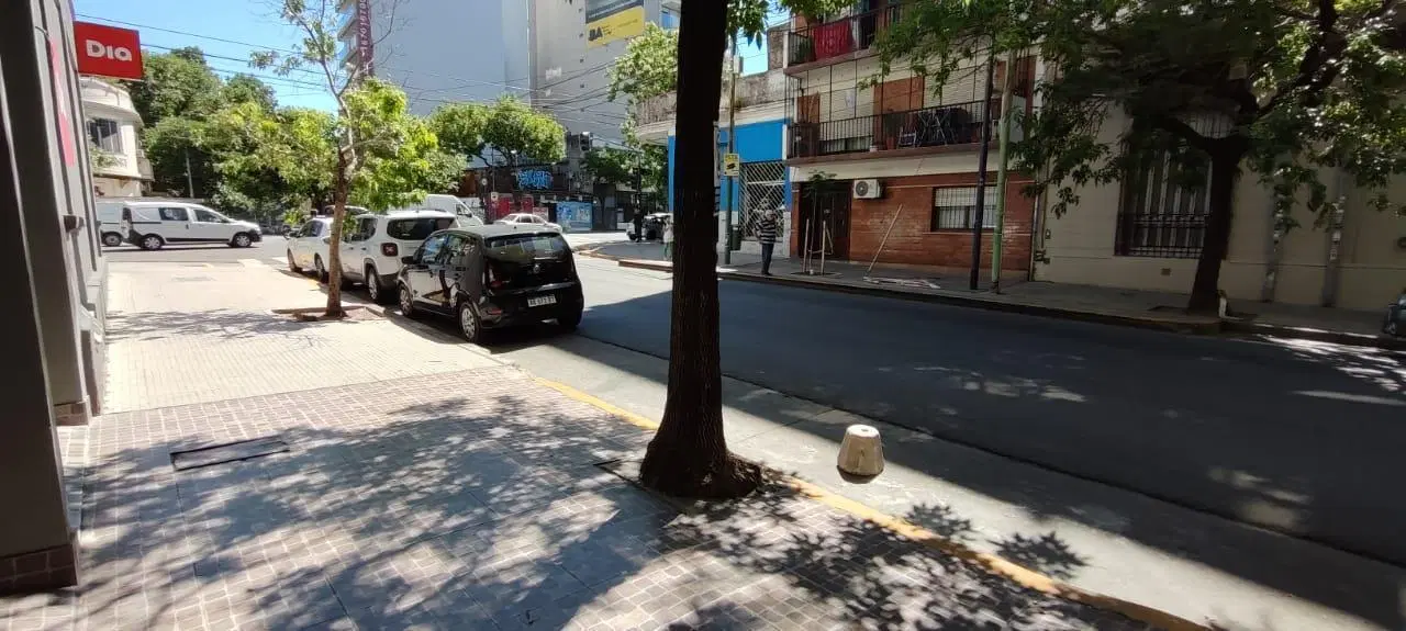 Venta en Palermo hollywood departamento con balcón al frente 3