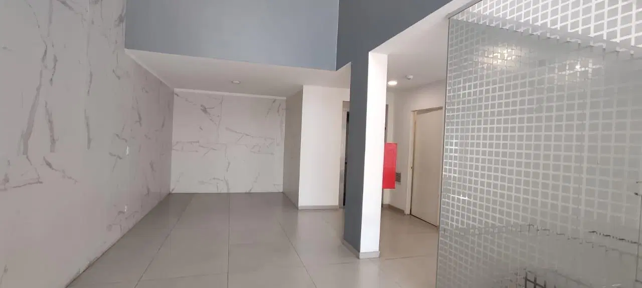 Venta en Palermo hollywood departamento con balcón al frente 5