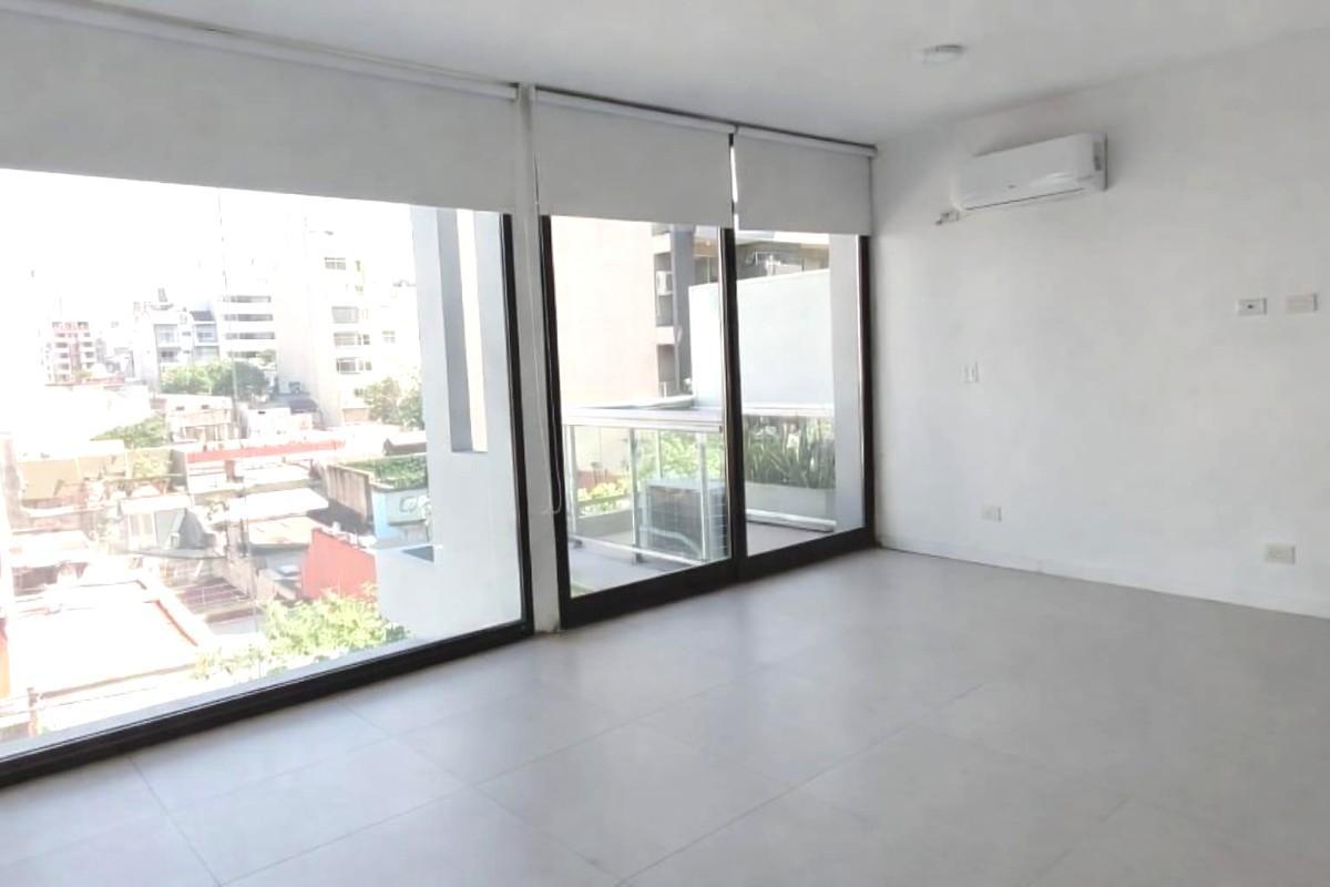 Venta en Palermo hollywood departamento con balcón al frente