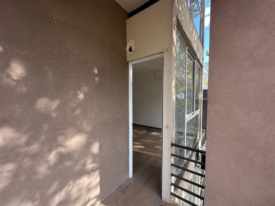 Foto de Venta Monoambiente con Balcón al Frente – San Martín Centro, imagen 5