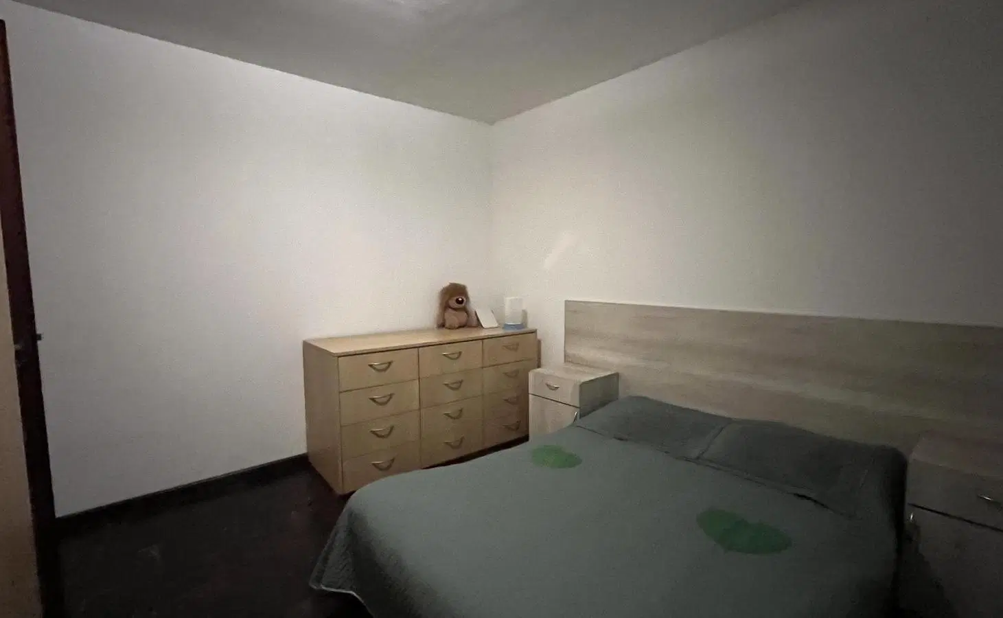 Venta casa en lote propio 3 ambientes con cochera patio y galeria caseros 5