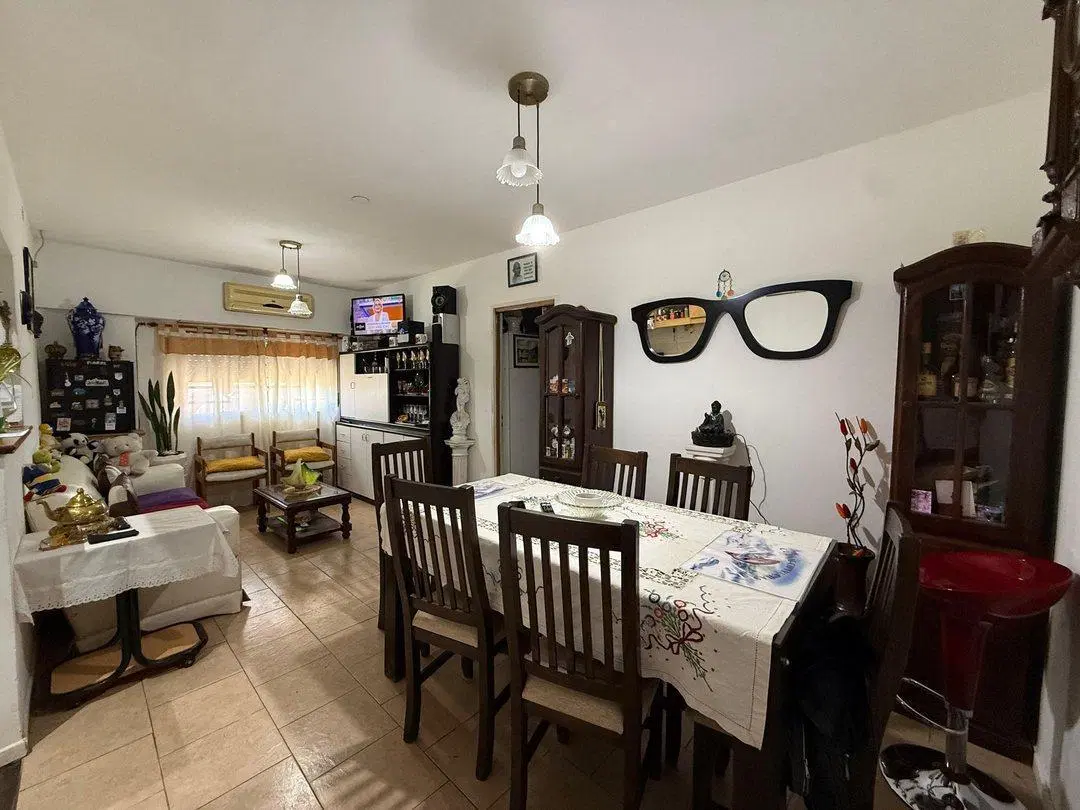VENTA PH 2 AMBIENTES EN PLANTA BAJA AL FRENTE WILDE 3