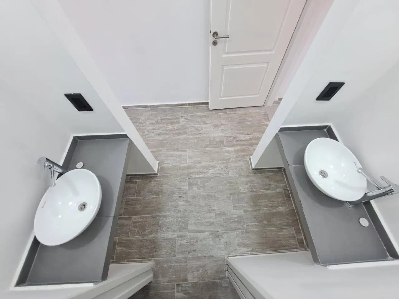 Venta Casa 4 ambientes A ESTRENAR con piscina y cocheras. Barrio San Lucas. San Vicente 5