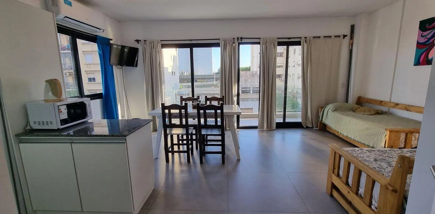 Venta Departamento monoambiente al frente - San Telmo - Amoblado 2