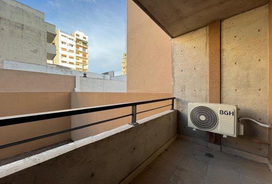 VENTA DE DPTO MONOAMBIENTE EN COLEGIALES LUMINOSO CON BALCON APTO CREDITO