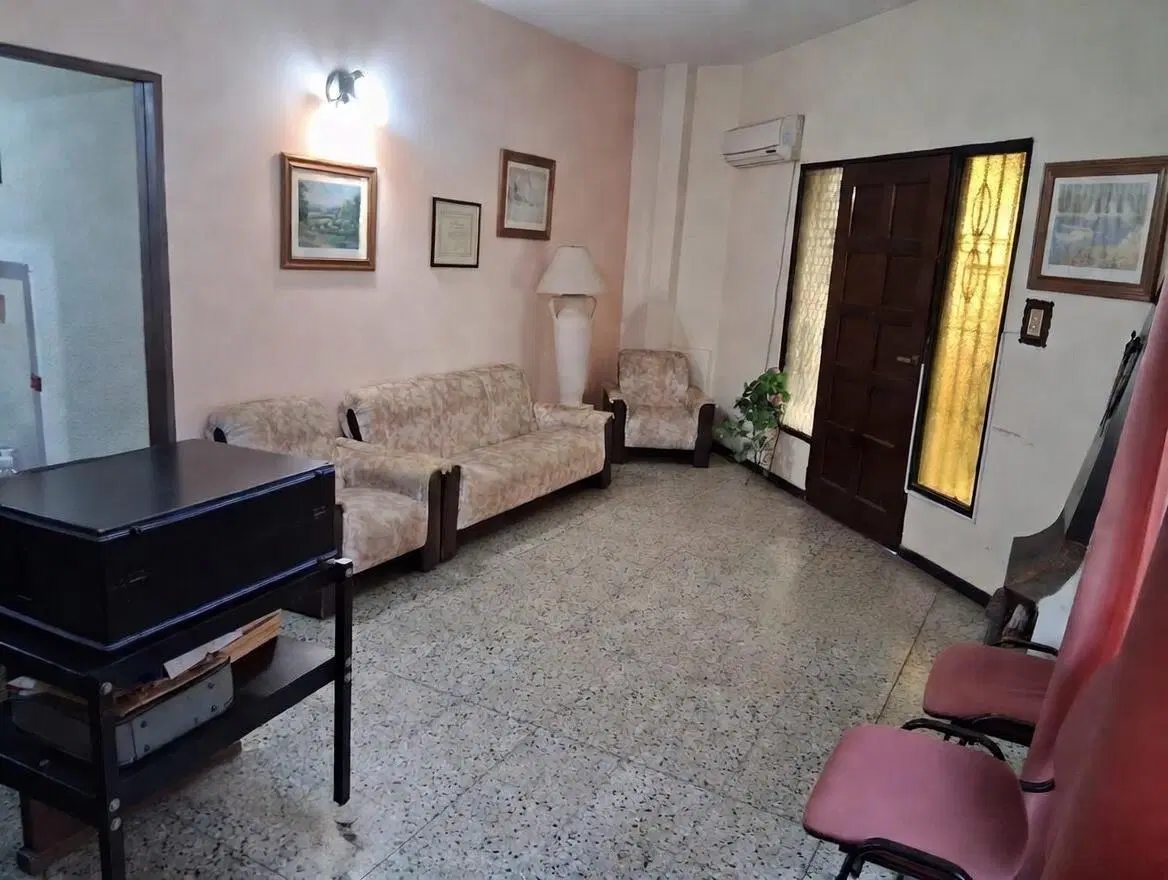 VENTA Casa 7 Ambientes con Cochera, Terraza, Parrilla en Gral. San Martin 2