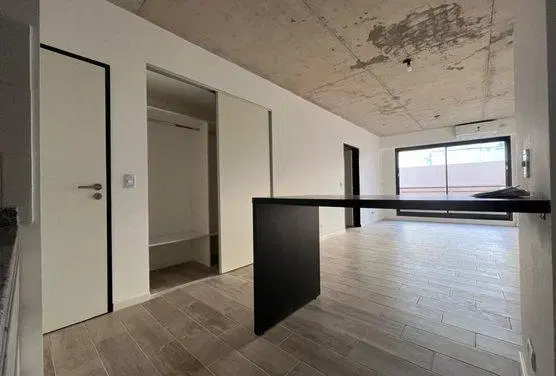 VENTA DE DPTO MONOAMBIENTE EN COLEGIALES LUMINOSO CON BALCON APTO CREDITO 2