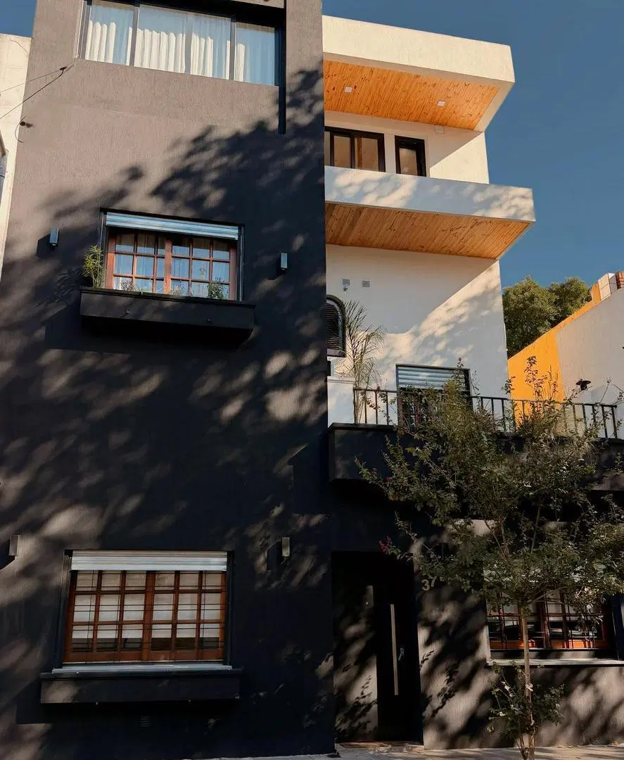 Casa en venta Barrio Liniers - Reciclada totalmente a nuevo - 6 ambientes 2