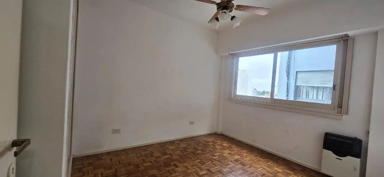 2 ambientes con lavadero en Parque Chacabuco 5