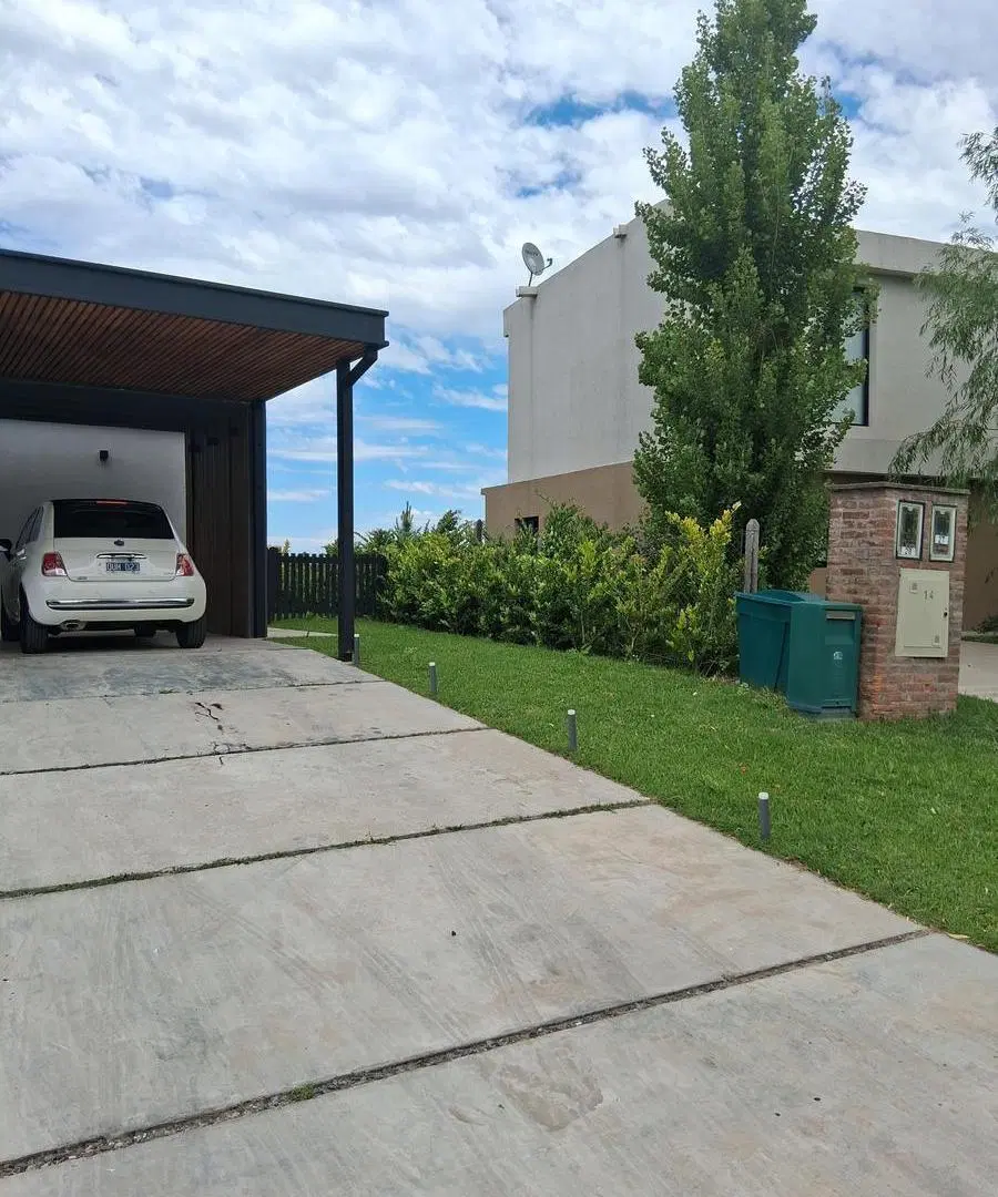 Alquiler Casa 4 Ambientes con Pileta, Parrilla y Salida al Lago en San Sebastián 4