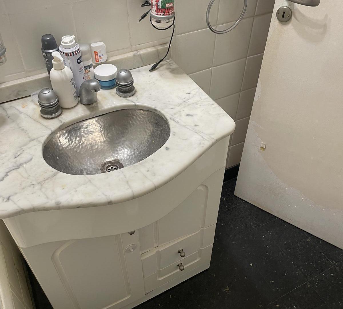 Foto de Departamento en Venta 2 ambientes Belgrano a una cuadra del subte, imagen 4