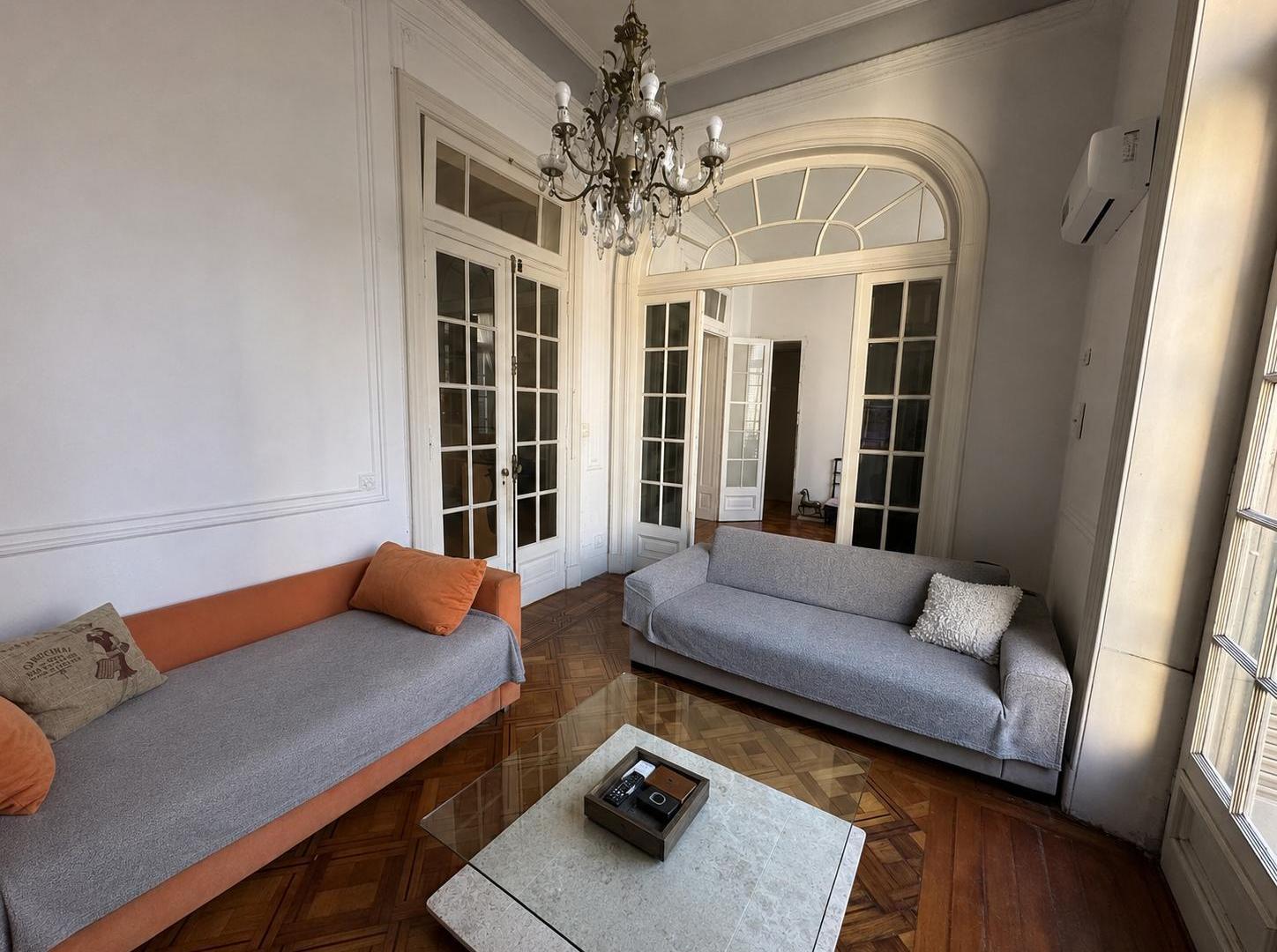 Foto de Venta Departamento 5 Ambientes en San Nicolás con Terraza y 2 Balcones, imagen 1