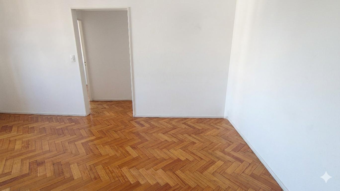 Foto de Venta San Telmo - Departamento 4 ambientes al frente - Cochera - Balcón, imagen 3