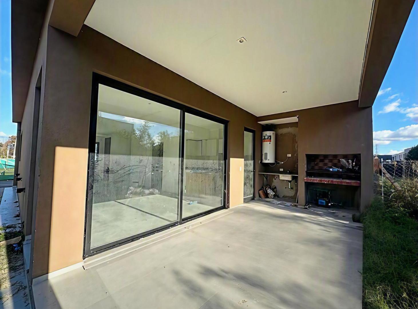 Foto de VENTA CASA TIPO DUPLEX 4 AMB. EN PILAR BARRIO SPRING PARK A ESTRENAR, imagen 5