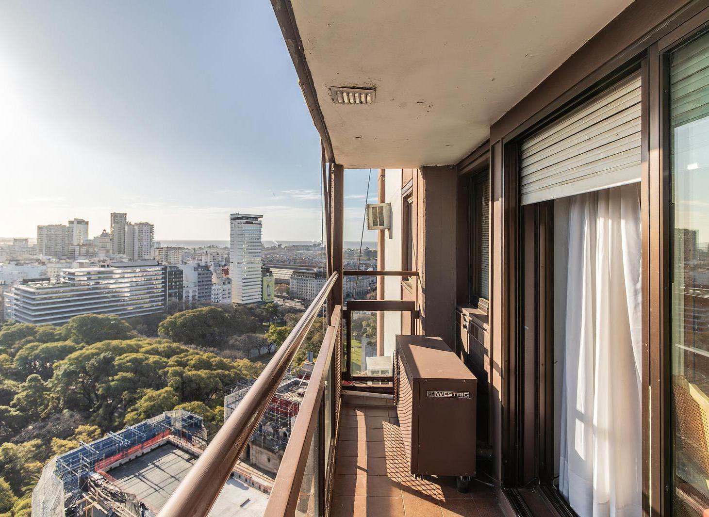 Foto de Venta Departamento Penthouse 6 ambientes Retiro Plaza San Martin con, imagen 1