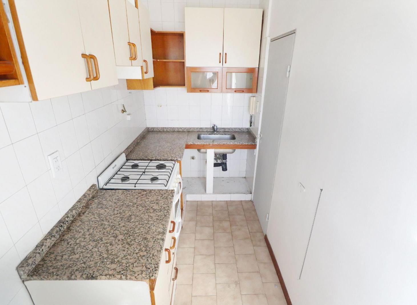 Foto de Venta departamento 2 amb con escritorio muy luminoso en Boedo, imagen 3