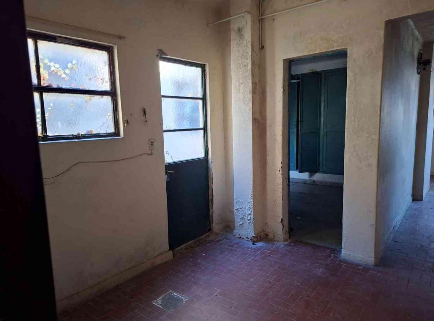 Foto de Casa en venta a reciclar en La Lucila, imagen 1