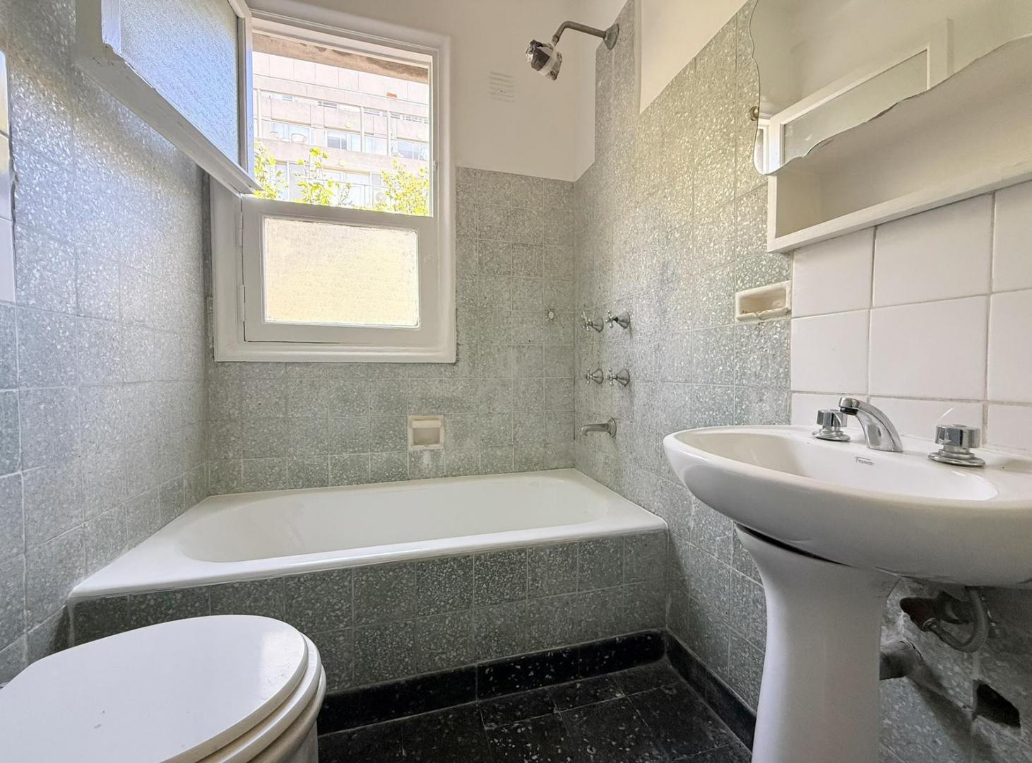 Foto de Venta Departamento 2 Ambientes Palermo Almagro Luminoso Apto Crédito, imagen 4