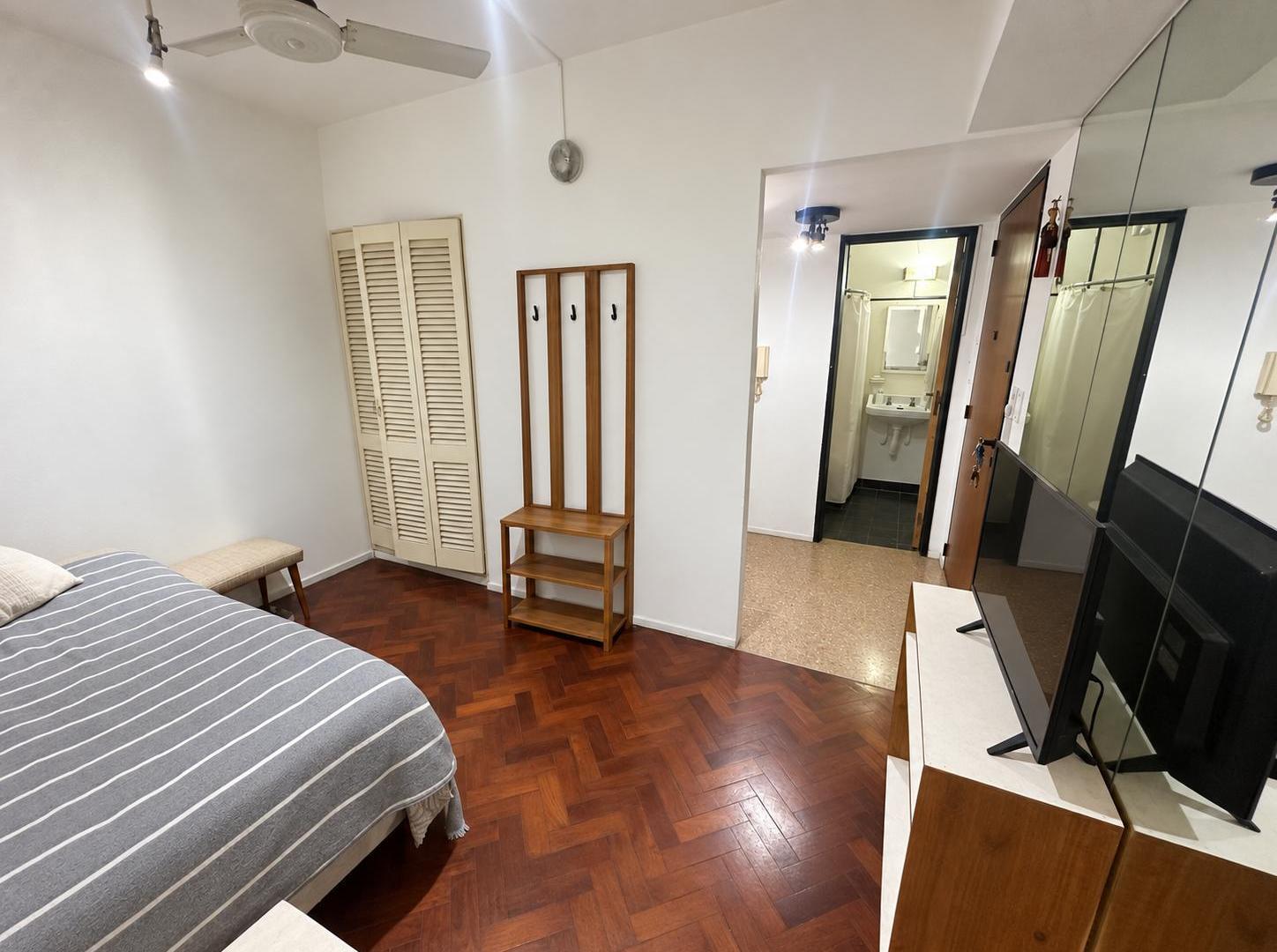 Foto de Venta Departamento de 2 Ambientes en San Nicolás con Gran Potencial de, imagen 4