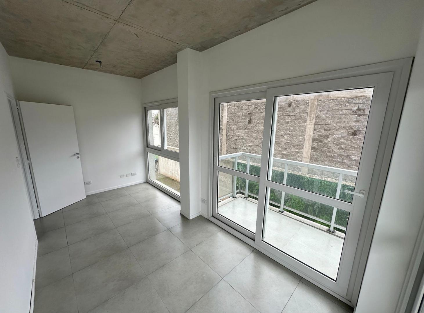 Foto de Venta Departamento 2 Ambientes a Estrenar con Balcón, Cochera y Full, imagen 1