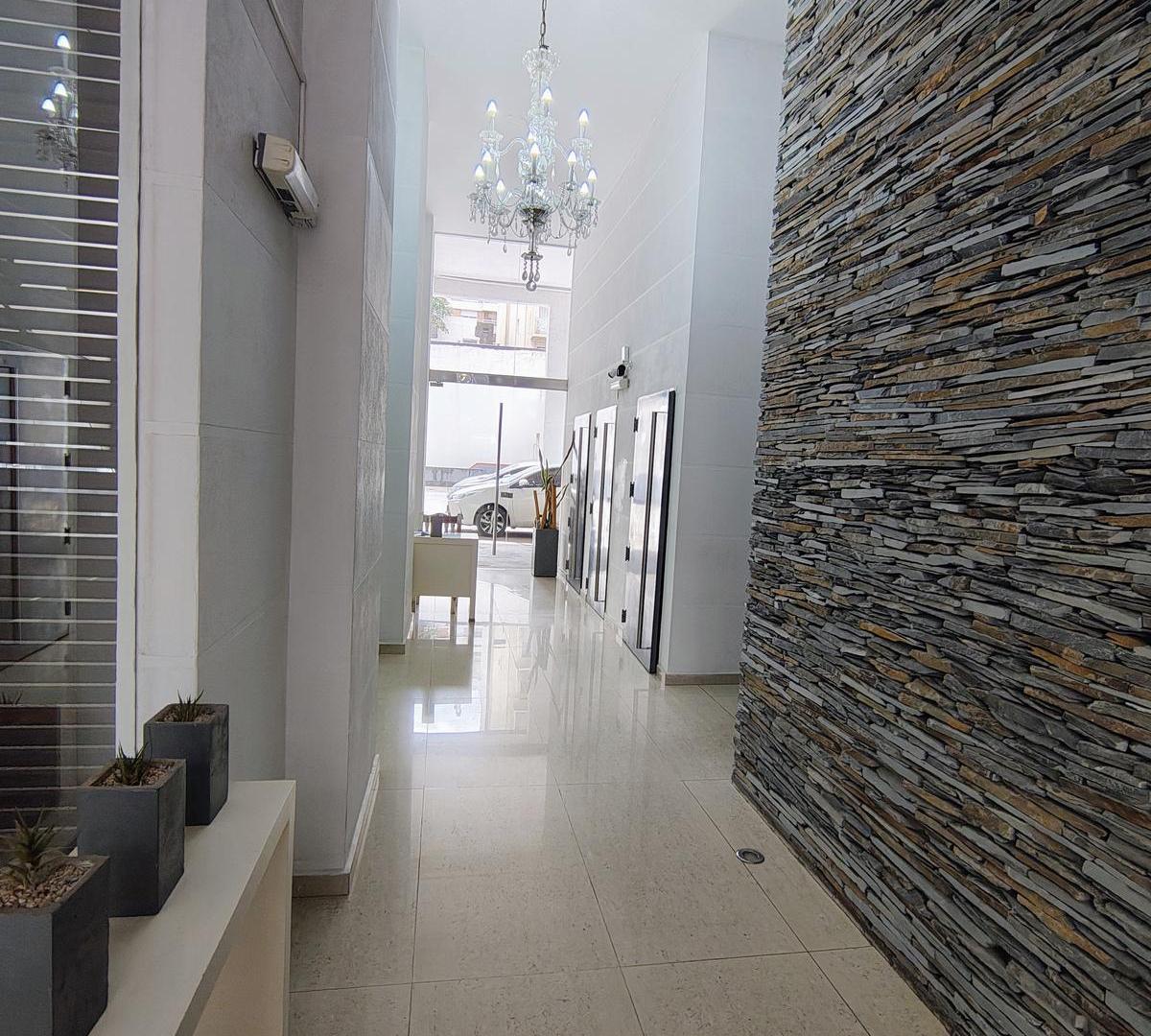 Foto de Alquiler monoambiente/balcon/full amenities, AMOBLADO Y EQUIPADO, imagen 1