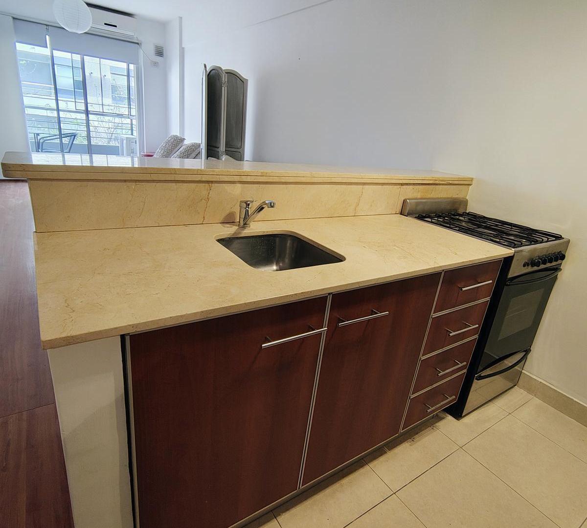Foto de Alquiler monoambiente/balcon/full amenities, AMOBLADO Y EQUIPADO, imagen 2